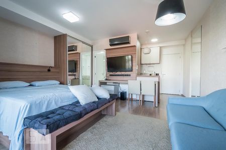 Quarto de kitnet/studio para alugar com 1 quarto, 41m² em Brooklin Paulista, São Paulo