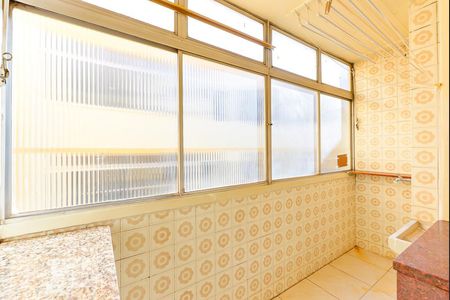 Apartamento para alugar com 62m², 2 quartos e 1 vagaArea Serviço