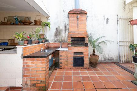 Casa à venda com 185m², 4 quartos e 2 vagasChurrasqueira