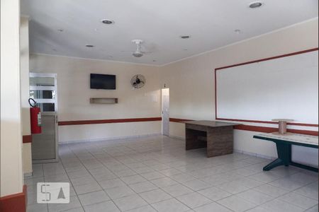 Apartamento para alugar com 70m², 2 quartos e 1 vagaÁrea comum - Salão de festas