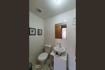 Apartamento à venda com 60m², 2 quartos e 1 vaga Apartamento à venda com 60m², 2 quartos e 1 vagaBanheiro