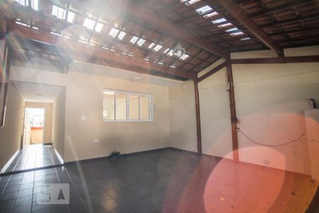 Casa à venda com 231m², 3 quartos e 2 vagasGaragem