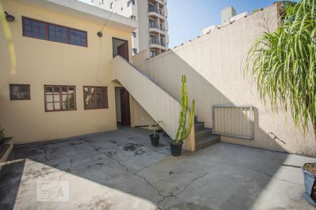 Casa à venda com 231m², 3 quartos e 2 vagasQuintal