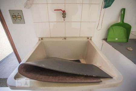 Casa à venda com 231m², 3 quartos e 2 vagasQuarto de Serviço 2 - Torneira