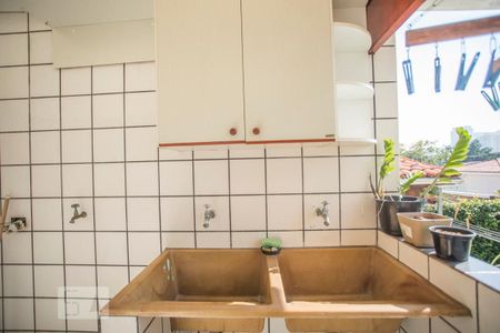 Casa à venda com 231m², 3 quartos e 2 vagasÁrea de Serviço - Torneira