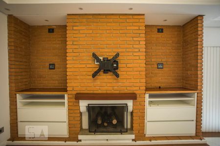 Sala de Estar - Lareira de casa à venda com 3 quartos, 231m² em Jardim Brasil (zona Sul), São Paulo