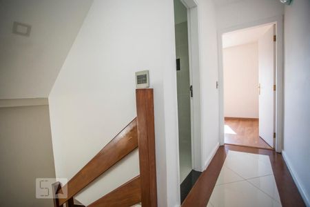 Casa à venda com 231m², 3 quartos e 2 vagasCorredor