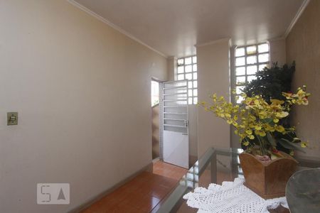 Casa para alugar com 490m², 4 quartos e 4 vagasHALL