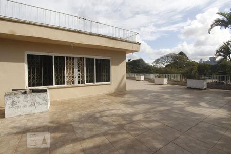 Casa para alugar com 490m², 4 quartos e 4 vagasSACADA
