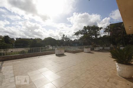 Casa para alugar com 490m², 4 quartos e 4 vagasSACADA