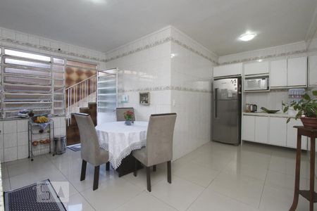 Casa para alugar com 490m², 4 quartos e 4 vagasCOZINHA