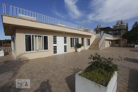 Casa para alugar com 490m², 4 quartos e 4 vagasSACADA