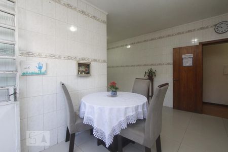 Casa para alugar com 490m², 4 quartos e 4 vagasCOZINHA