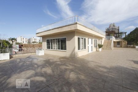 Casa para alugar com 490m², 4 quartos e 4 vagasSACADA