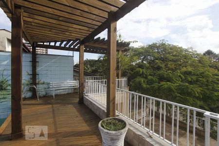Casa para alugar com 490m², 4 quartos e 4 vagasPISCINA