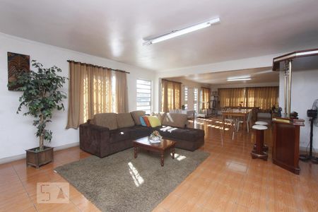 SALA de casa à venda com 4 quartos, 490m² em Jardim Lindóia, Porto Alegre