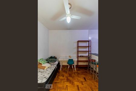 Studio à venda com 35m², 1 quarto e sem vaga Studio à venda com 35m², 1 quarto e sem vagaStudio - Ventilador de Teto