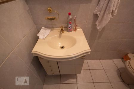 Casa à venda com 500m², 8 quartos e 3 vagasBanheiro da Cozinha