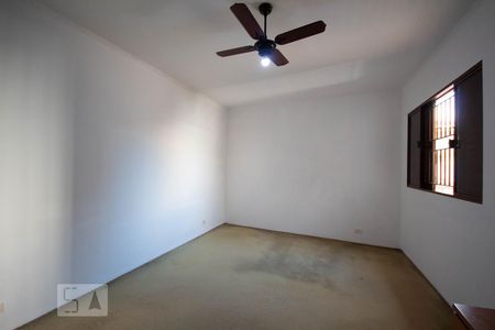 Casa à venda com 500m², 8 quartos e 3 vagasQuarto 2