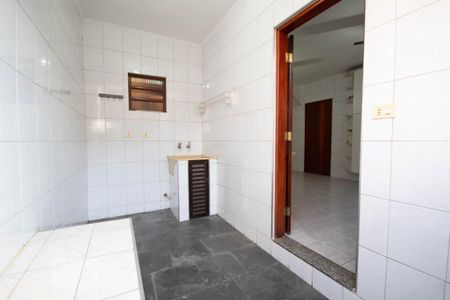 Casa à venda com 500m², 8 quartos e 3 vagasÁrea de Serviço