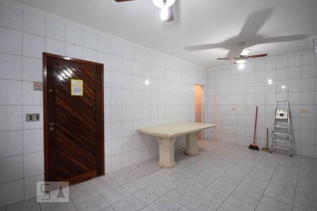 Casa à venda com 500m², 8 quartos e 3 vagasCozinha