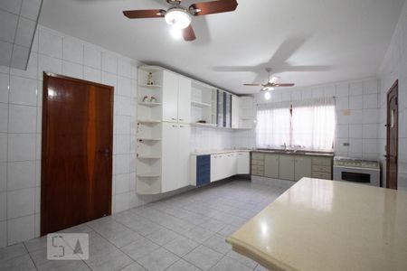 Casa à venda com 500m², 8 quartos e 3 vagasCozinha