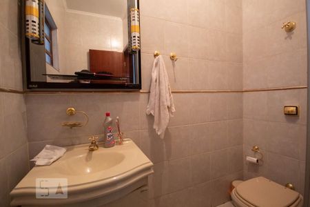 Casa à venda com 500m², 8 quartos e 3 vagasBanheiro da Cozinha