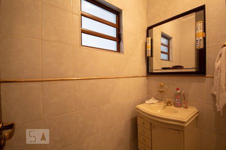 Casa à venda com 500m², 8 quartos e 3 vagasBanheiro da Cozinha