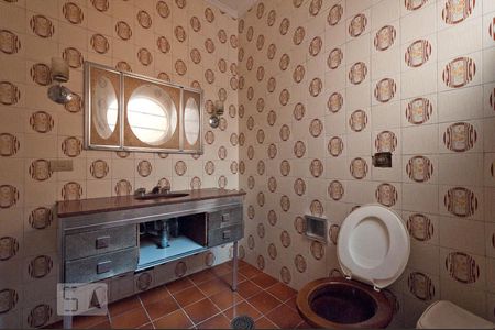 Banheiro Social de casa para alugar com 4 quartos, 250m² em Vila Tolstoi, São Paulo