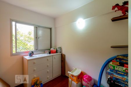 Quarto 1 de apartamento para alugar com 3 quartos, 68m² em Vila Monumento, São Paulo