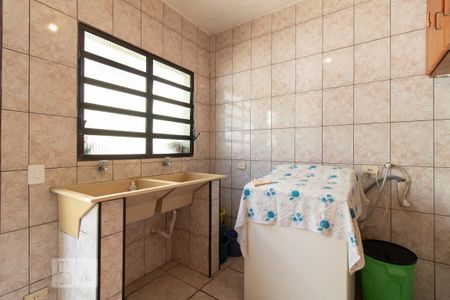 Casa à venda com 254m², 3 quartos e 2 vagasLavanderia