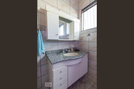 Casa à venda com 254m², 3 quartos e 2 vagasBanheiro do Quarto Suíte