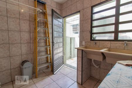 Casa à venda com 254m², 3 quartos e 2 vagasLavanderia
