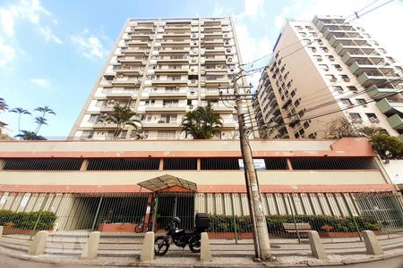 Apartamento à venda com 59m², 1 quarto e 1 vagaFachada