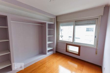 Quarto  de apartamento para alugar com 1 quarto, 35m² em Bela Vista, Porto Alegre