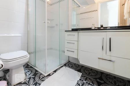 Banheiro de apartamento para alugar com 1 quarto, 40m² em Vila Olímpia, São Paulo