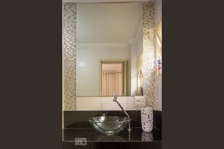 Banheiro do Quarto 1 de apartamento para alugar com 3 quartos, 90m² em Cidade Nova, Belo Horizonte