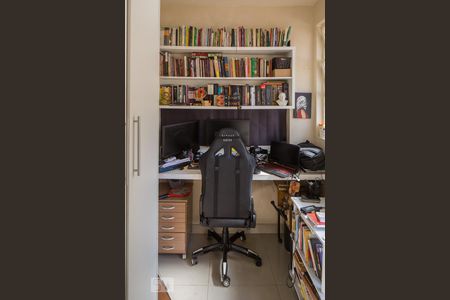 Apartamento para alugar com 90m², 3 quartos e 2 vagas Apartamento para alugar com 90m², 3 quartos e 2 vagasQuarto de Serviço