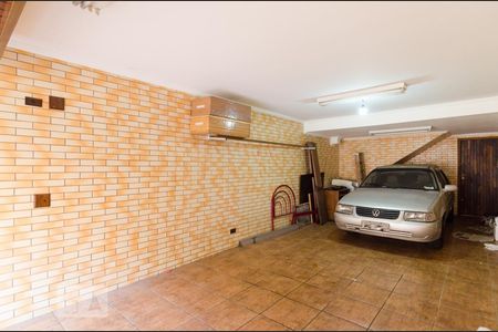 Casa à venda com 300m², 5 quartos e 3 vagas Casa à venda com 300m², 5 quartos e 3 vagasGaragem