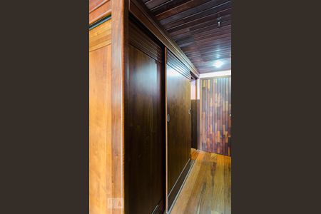 Casa à venda com 300m², 5 quartos e 3 vagas Casa à venda com 300m², 5 quartos e 3 vagasQuarto da suíte 3