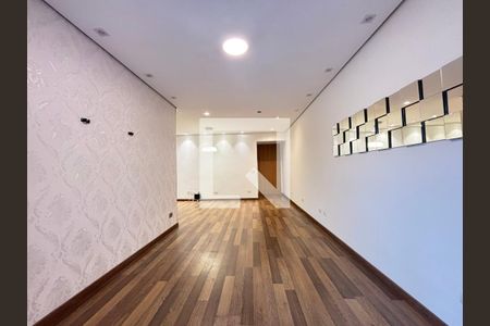 Sala de apartamento para alugar com 3 quartos, 75m² em Vila Olímpia, São Paulo