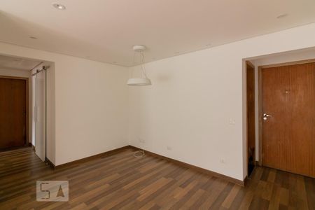 Sala de apartamento à venda com 3 quartos, 75m² em Vila Olímpia, São Paulo