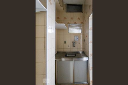 Cozinha de apartamento para alugar com 1 quarto, 37m² em Bela Vista, São Paulo