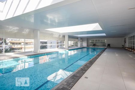 Apartamento para alugar com 39m², 1 quarto e 1 vaga Apartamento para alugar com 39m², 1 quarto e 1 vagaÁrea comum - Piscina coberta