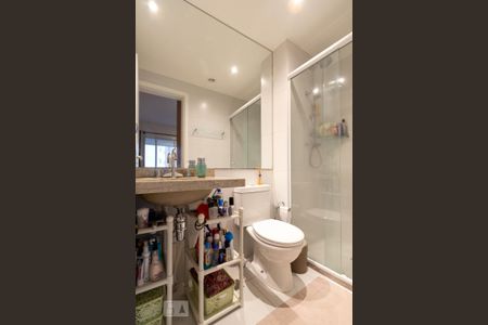 Apartamento para alugar com 39m², 1 quarto e 1 vaga Apartamento para alugar com 39m², 1 quarto e 1 vagaBanheiro da Suíte