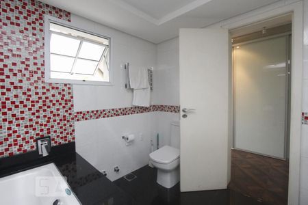 Casa de condomínio à venda com 443m², 4 quartos e 4 vagasBANHEIRO SUITE 3