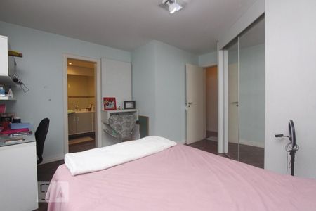 Casa de condomínio à venda com 443m², 4 quartos e 4 vagasSUITE 1