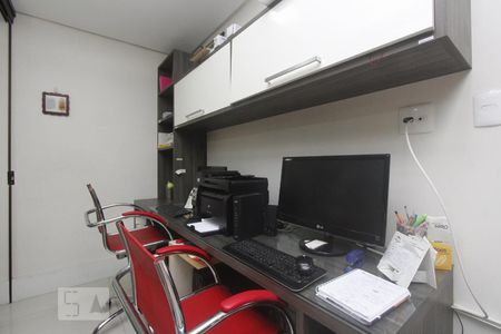 Casa de condomínio à venda com 443m², 4 quartos e 4 vagasESCRITORIO