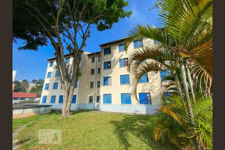 Apartamento para alugar com 45m², 2 quartos e 1 vaga Apartamento para alugar com 45m², 2 quartos e 1 vagaFachada