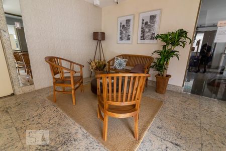 Apartamento para alugar com 35m², 1 quarto e sem vaga Apartamento para alugar com 35m², 1 quarto e sem vagaHall